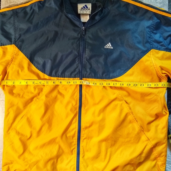 Adidas - Picture 2 of 4